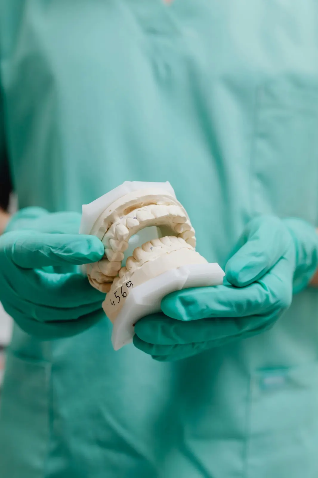 Prótesis y rehabilitación oral en Jujuy — Centro Dental Anze